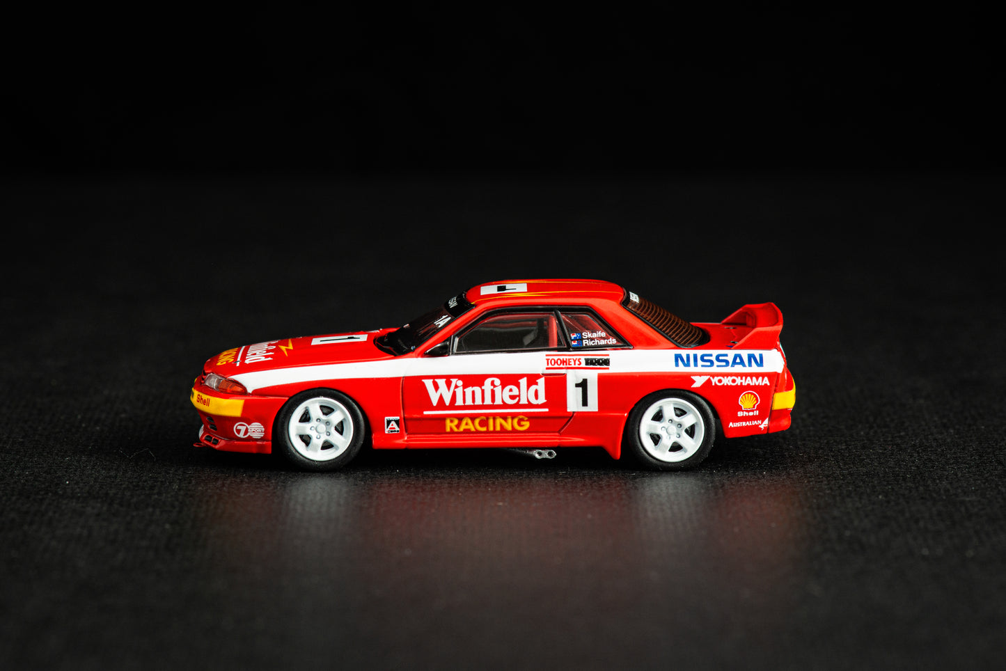 1/64 Nissan Skyline - GT-R (R32) Tooheys 1000 1992 - #1