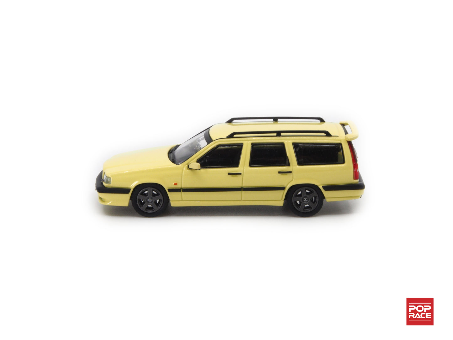 1/64 Volvo 850 - T5-R Estate - Cream Yellow