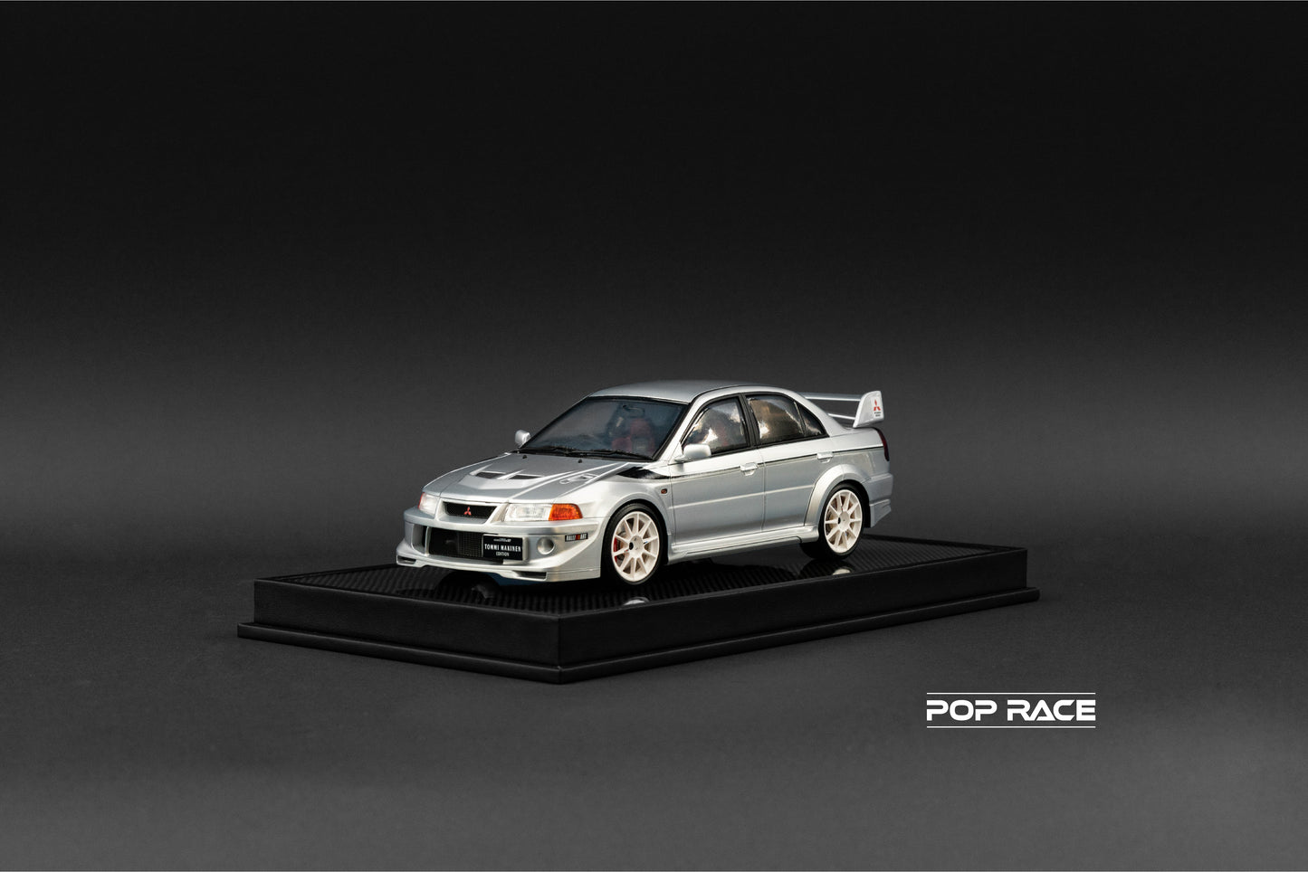 **PRE ORDER** - 1/18 Mitsubishi Evolution Tommi Makinen Edition - Silver